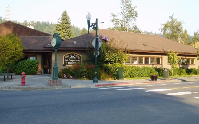 October at the Orting library: emergency prep, book sale, legal help