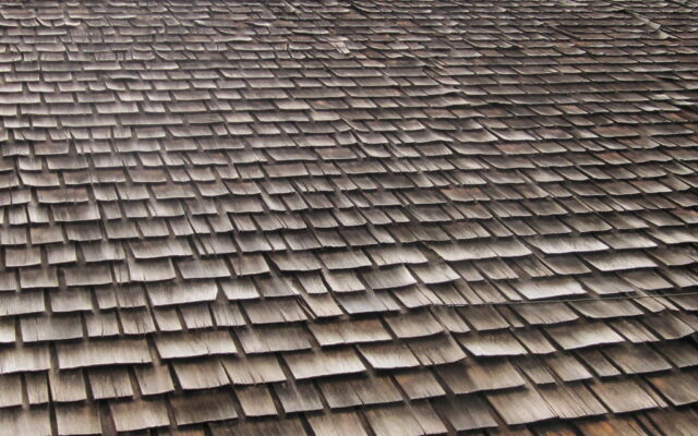 Rainier Roofing & Exteriors
